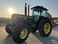 Traktoren John Deere 4255