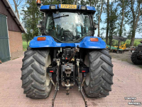 Traktoren New Holland TS100A met voorlader