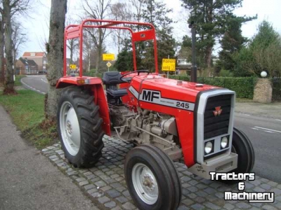traktoren tractors aanbieder