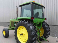 Traktoren John Deere 4230 2wd Powershift Tractor