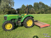 Traktoren John Deere 5065E