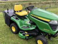 Zelfrijdende maaier John Deere X350R Zitmaaier