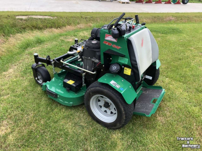 Zelfrijdende maaier Bobcat Stand-on zero-turn. Demo machine