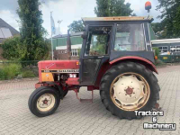 Traktoren International 533