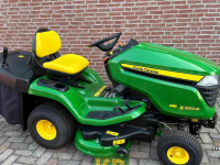 Zelfrijdende maaier John Deere X350R Zitmaaier