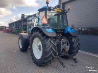 Traktoren New Holland TM 135